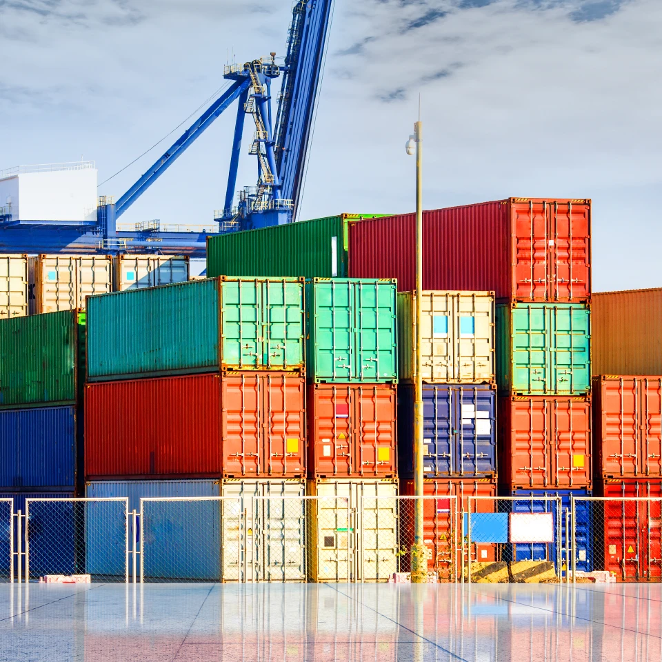 Truck & Container