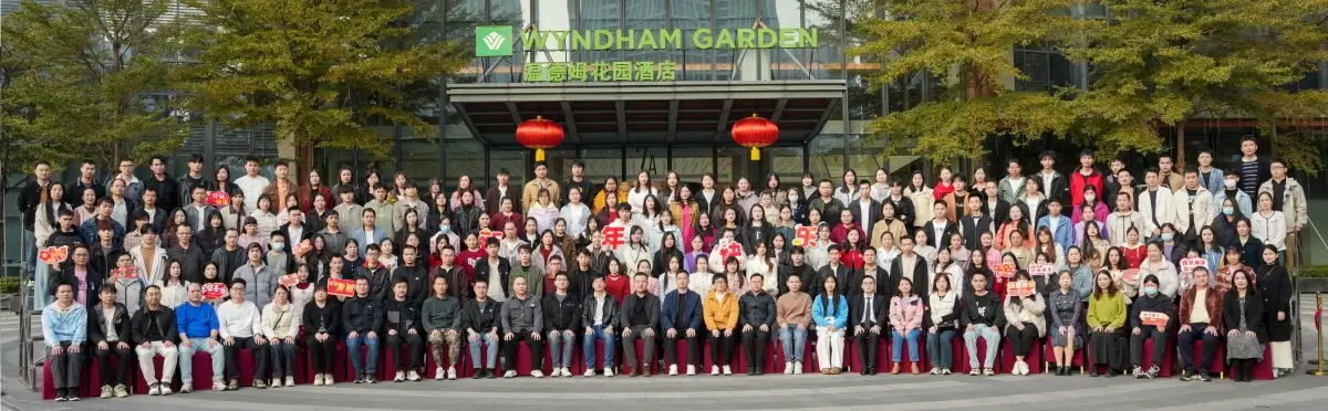 Minew team members together at the annual gathering